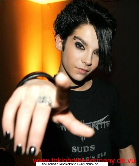 pics with bill - nah una..da cu frizura lui veche k d-aia imi - bill